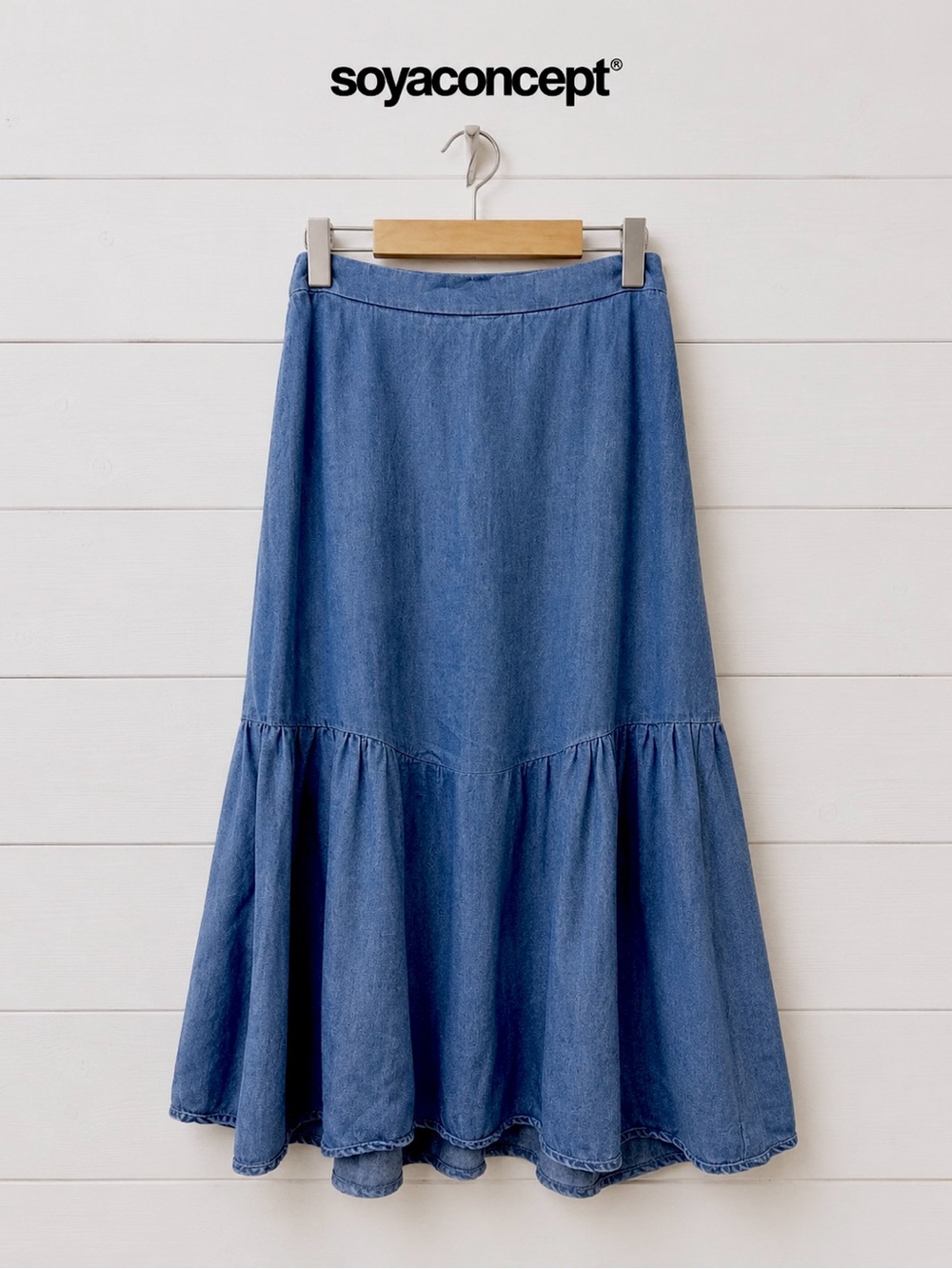 SOYACONCEPT – Light Denim Skirt (L)